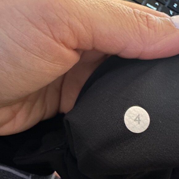 Lululemon Inspire Tight II Mesh‎ Black size 4 - Picture 7 of 7